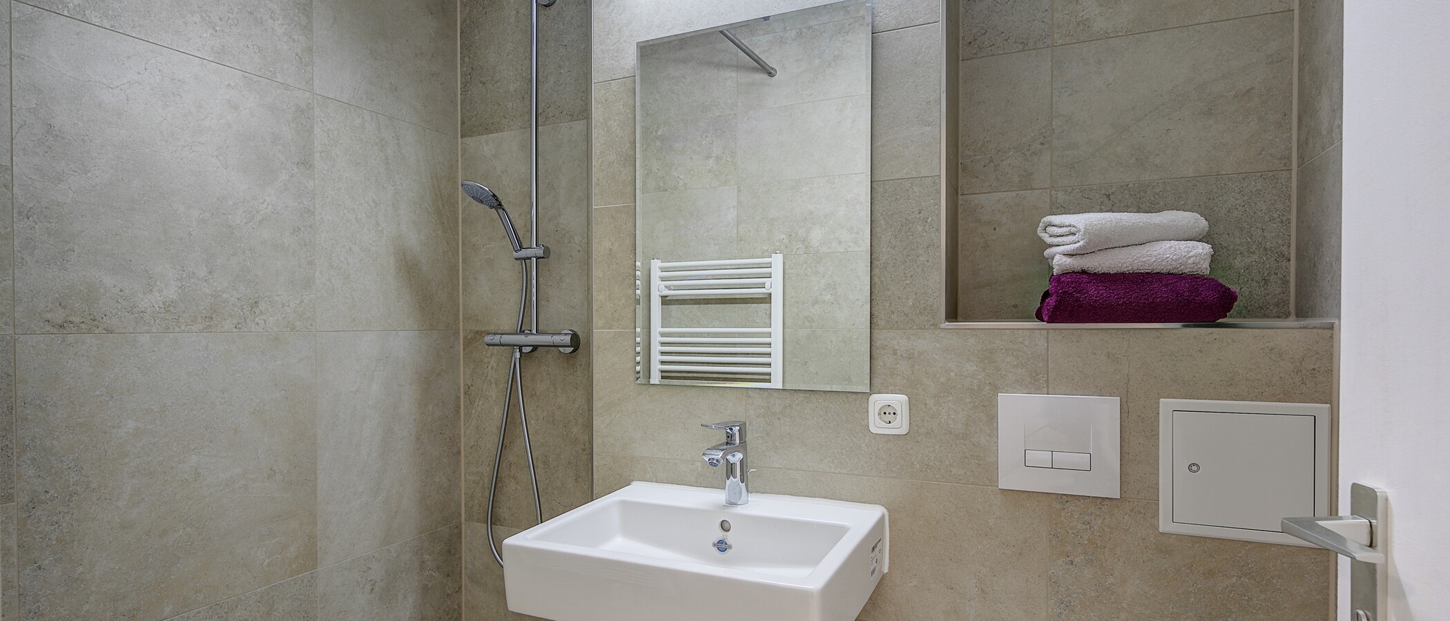 квартира München Neuhausen 01 ванная комната 10774