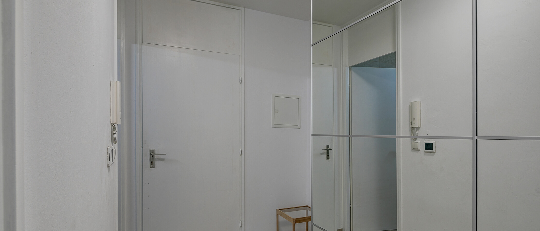 квартира München Neuhausen 02 коридор 10774