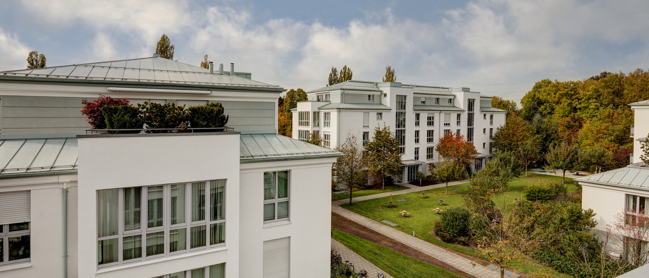 мансардная квартира München Bogenhausen 05 вид из окна 10781