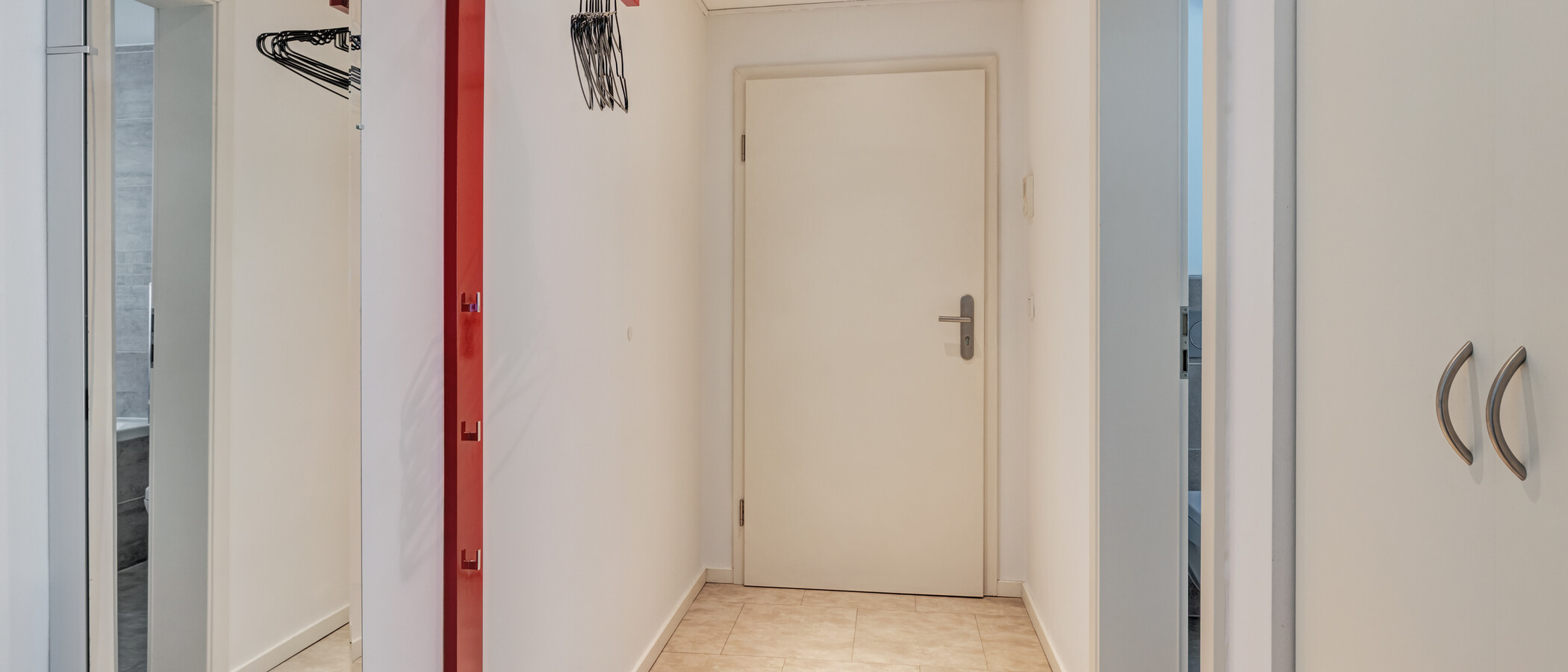квартира München Schwanthalerhöhe 01 коридор 10788