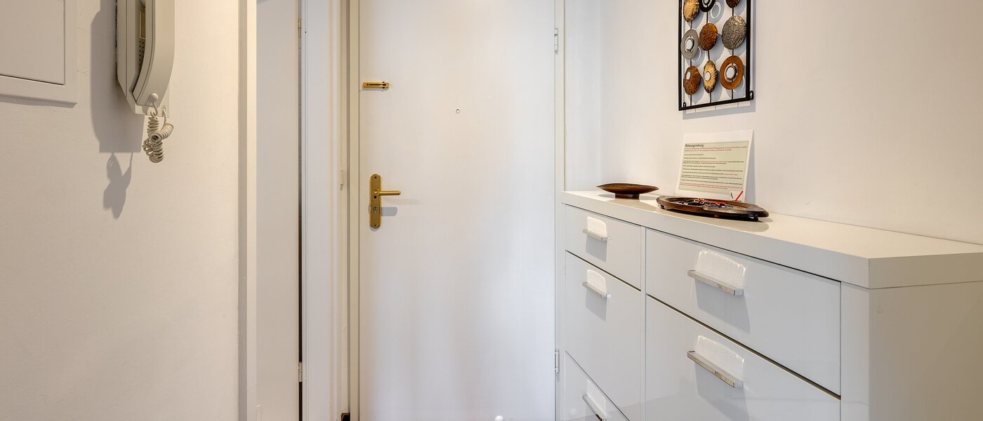 квартира München Denning 01 коридор 10800