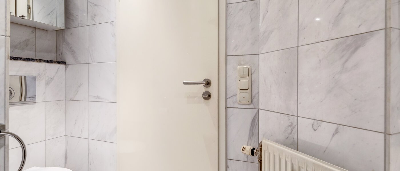 мансардная квартира München Denning 04 ванная комната 10809