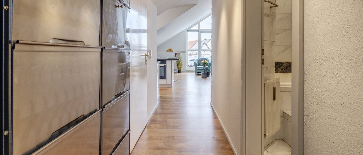 мансардная квартира München Denning 01 коридор 10809