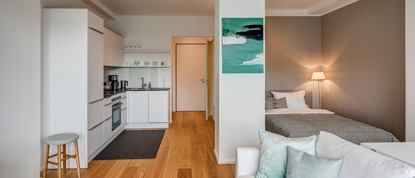 квартира München Schwabing-West (rund um den Hohenzollernplatz) 06 гостиная 10823