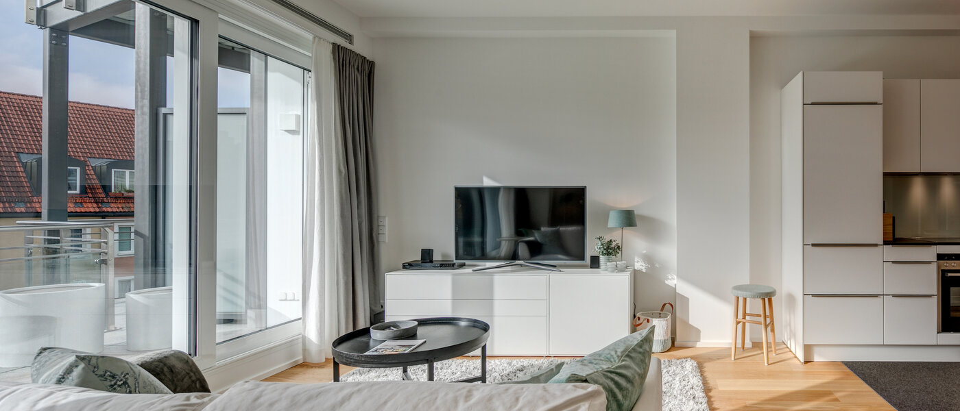 квартира München Schwabing-West (rund um den Hohenzollernplatz) 07 гостиная 10823