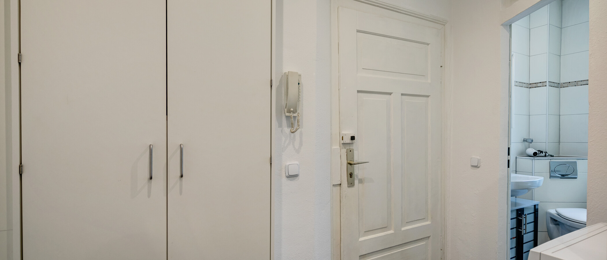 квартира München Isarvorstadt 01 коридор 10829