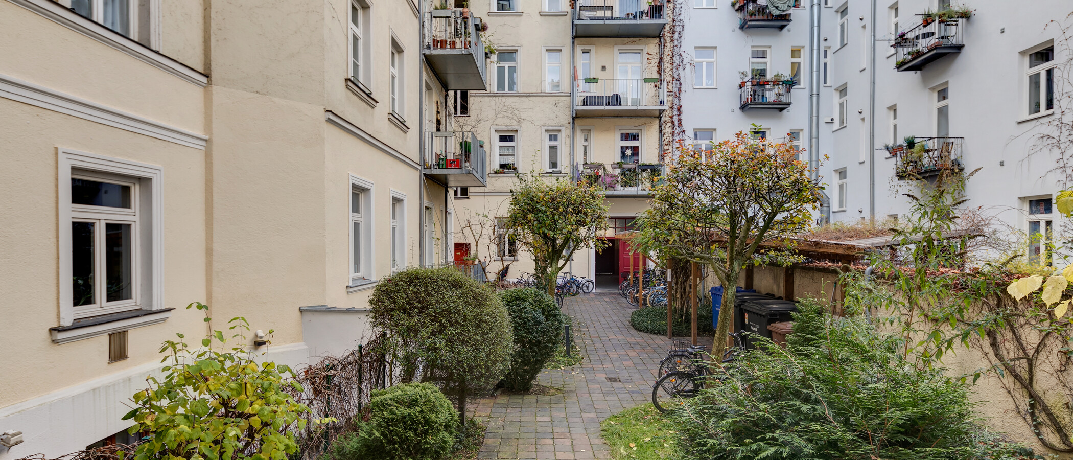 квартира München Isarvorstadt 01 вид из окна 10829