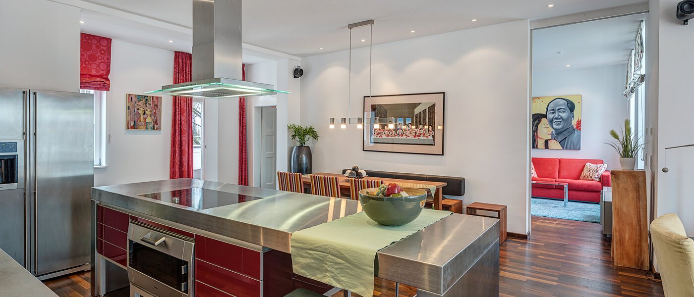 квартира München Bogenhausen 01 кухня 10830