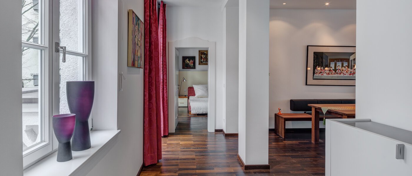 квартира München Bogenhausen 01 коридор 10830