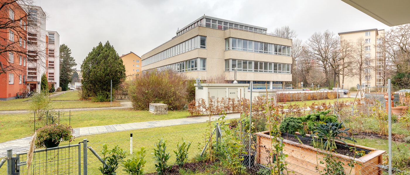 квартира München Parkstadt Bogenhausen 02 вид из окна 10839