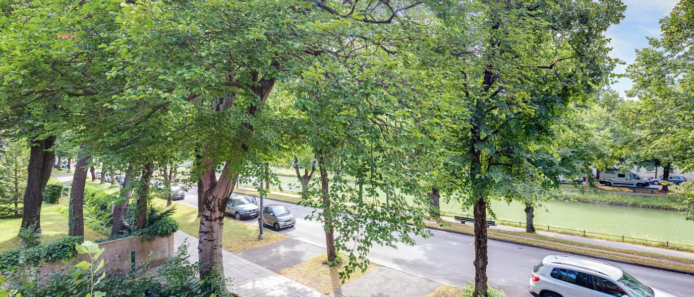 квартира München Nymphenburg-Gern 02 вид из окна 10861