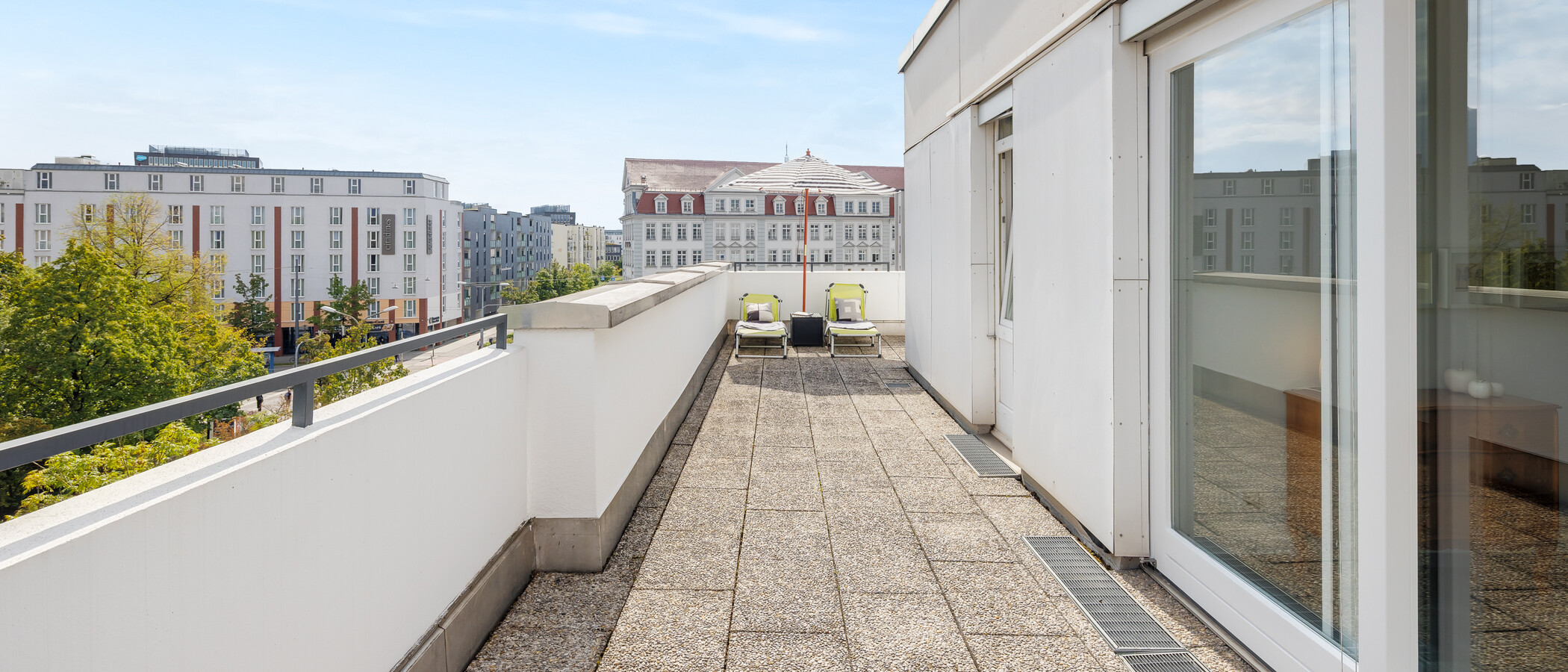 квартира München Neuhausen 03 терраса с крышей 10865