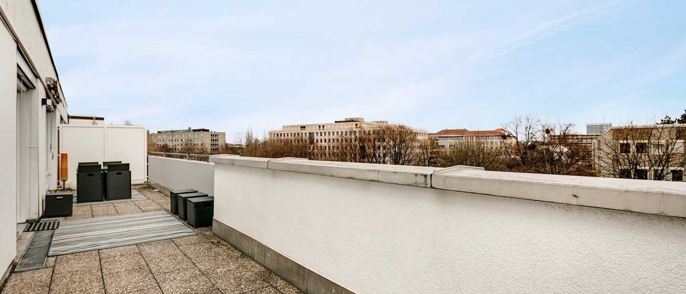 квартира München Neuhausen 04 терраса с крышей 10865