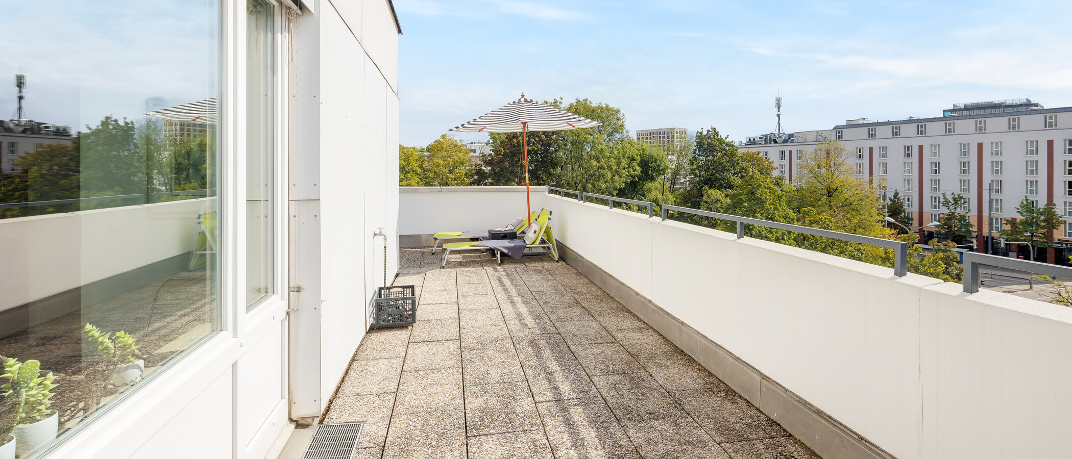 квартира München Neuhausen 04 терраса с крышей 10865
