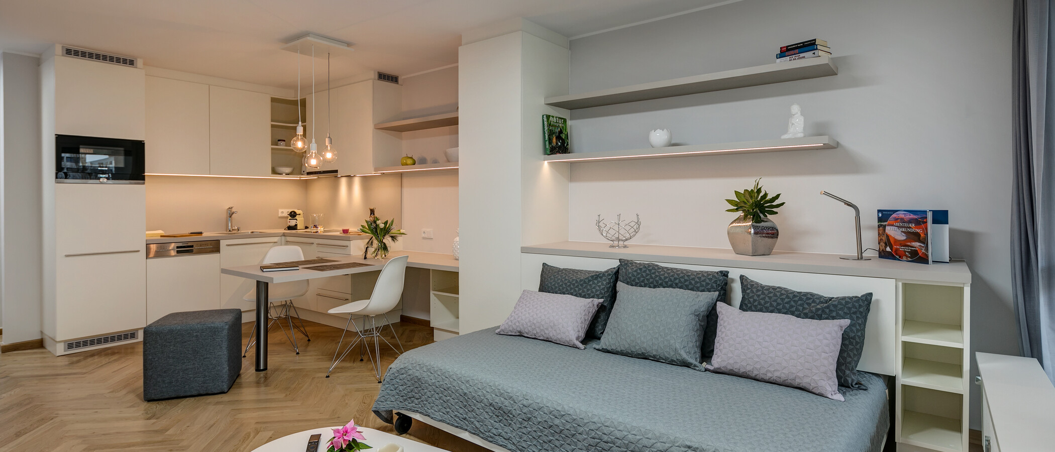 квартира München Schwabing-West 04 гостиная 10867