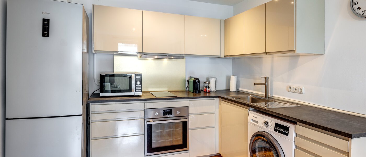 квартира München Schwabing-West (rund um den Hohenzollernplatz) 01 кухня 10889