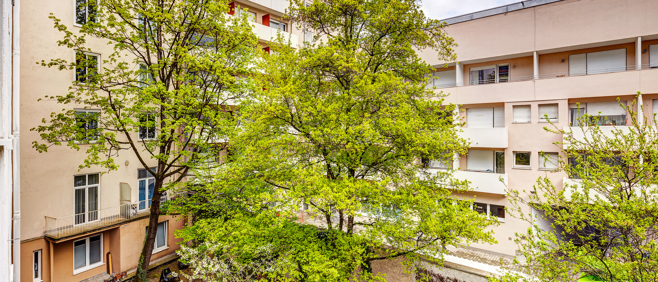 квартира München Schwabing-West (rund um den Hohenzollernplatz) 01 вид из окна 10889