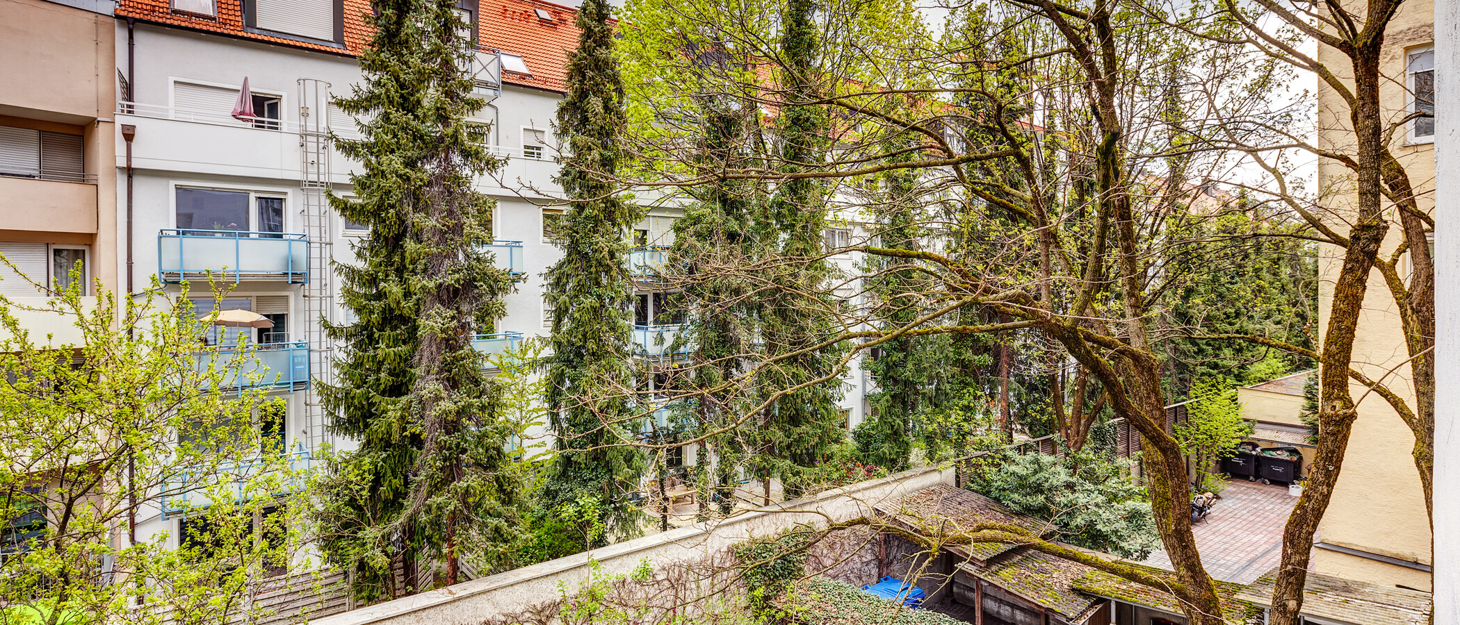 квартира München Schwabing-West (rund um den Hohenzollernplatz) 03 вид из окна 10889