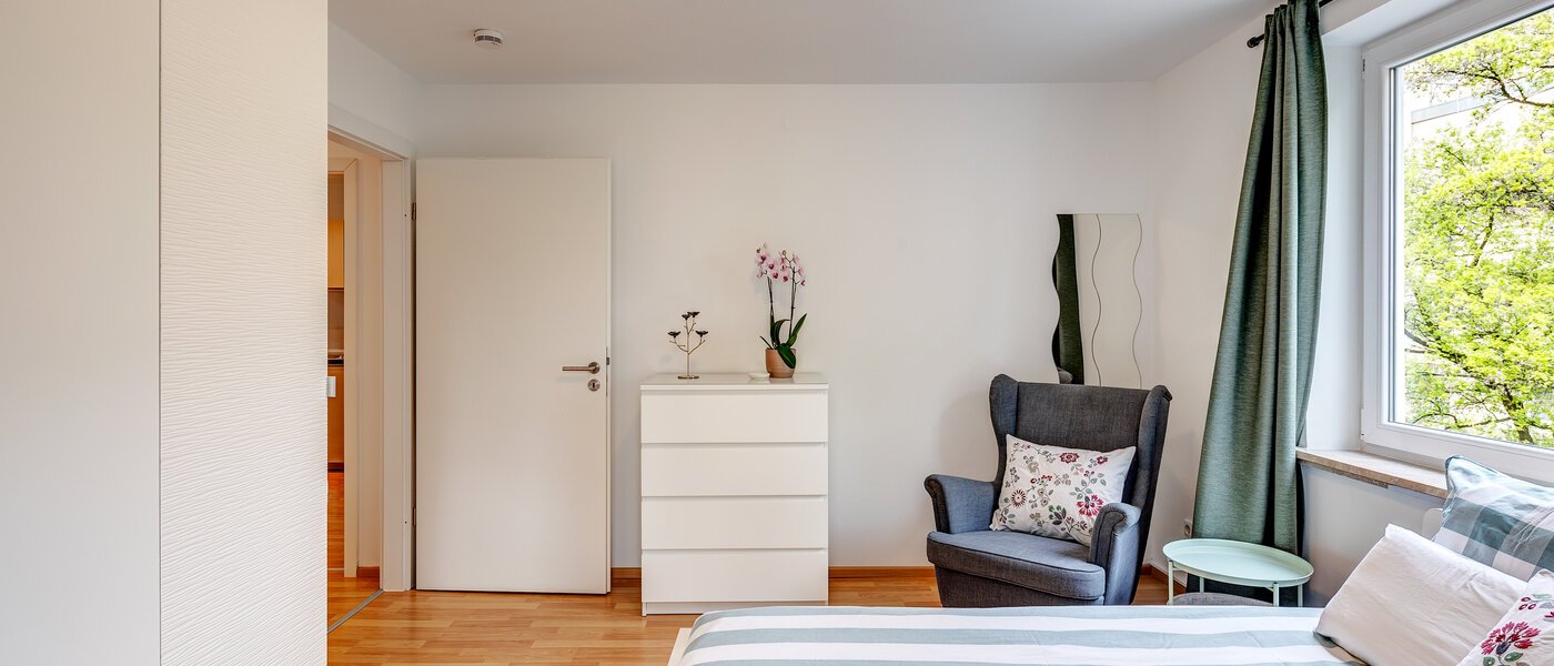 квартира München Schwabing-West (rund um den Hohenzollernplatz) 03 спальная комната 10889