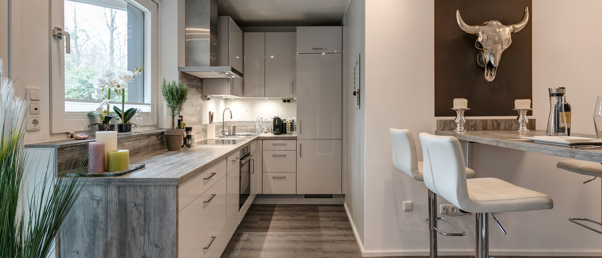 квартира München Schwabing (rechts der Leopoldstraße) 01 кухня 10897