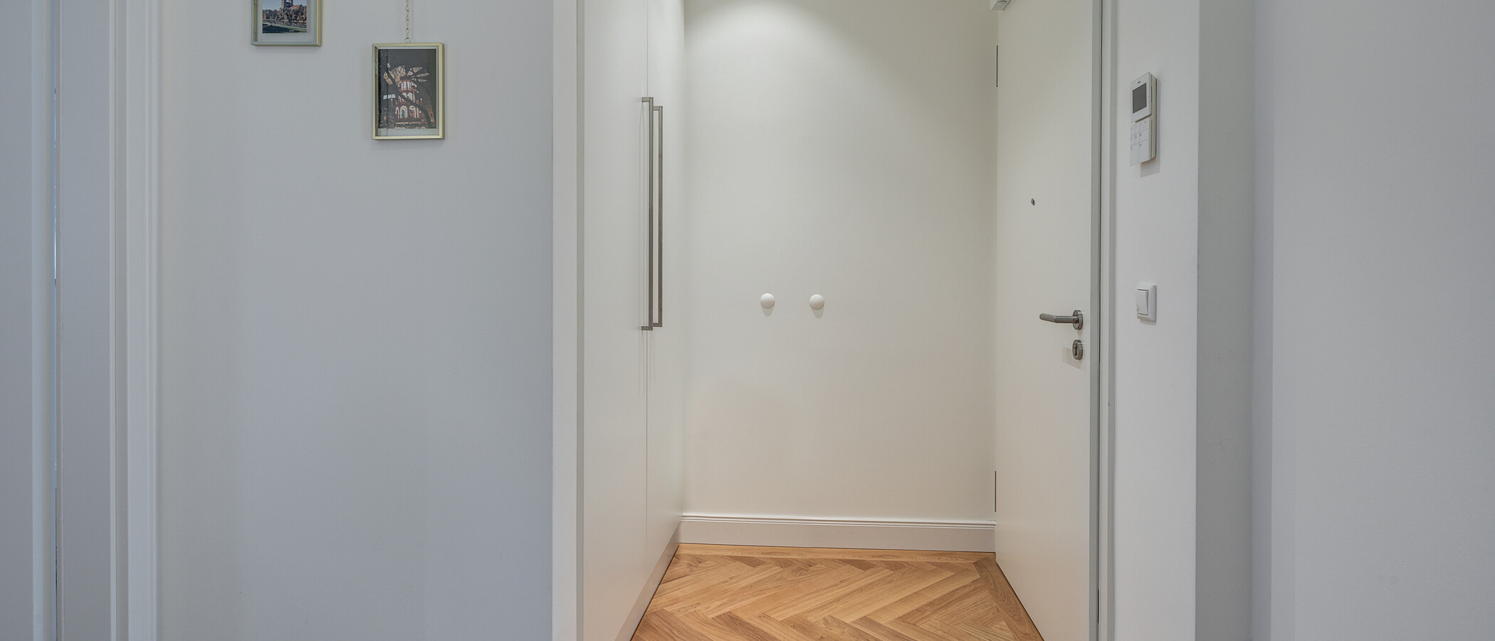 квартира München Maxvorstadt - Rund um den Josephsplatz 01 коридор 10909