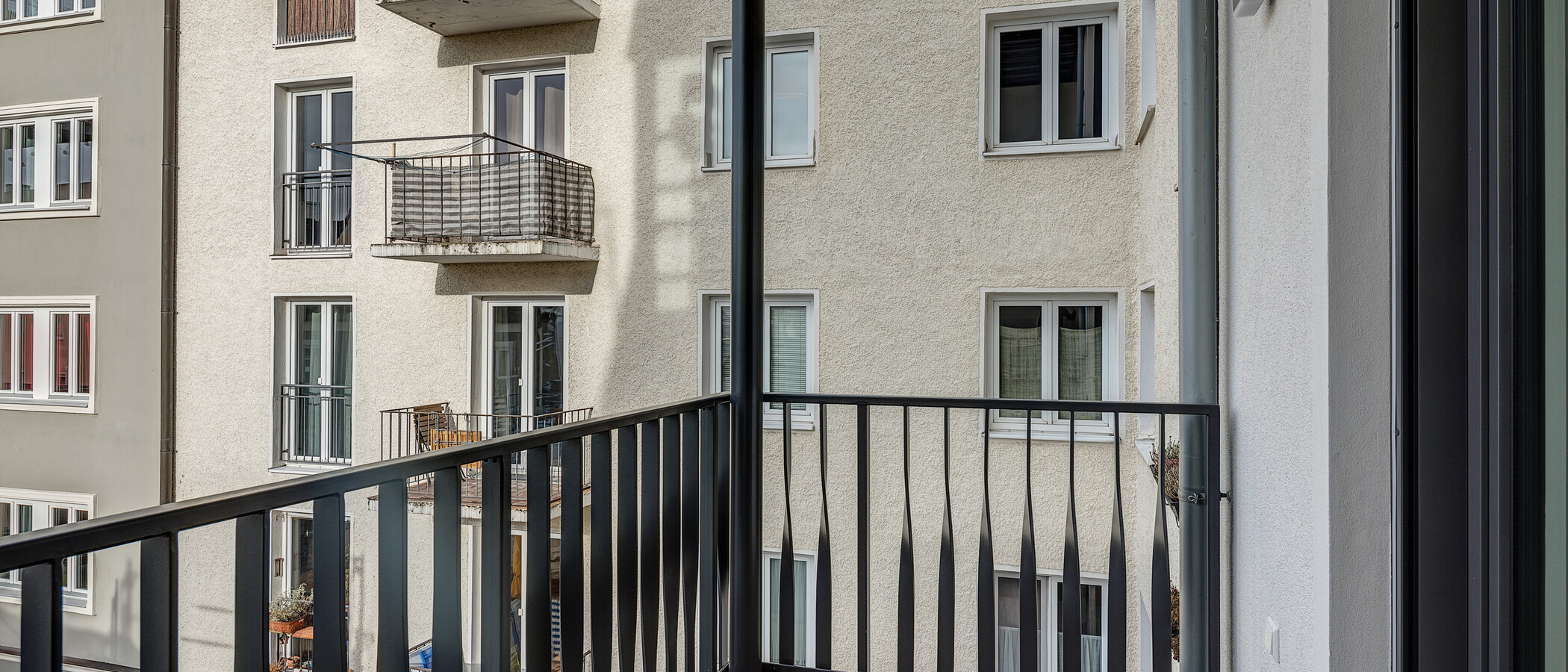 квартира München Maxvorstadt - Rund um den Josephsplatz 01 балкон 10909