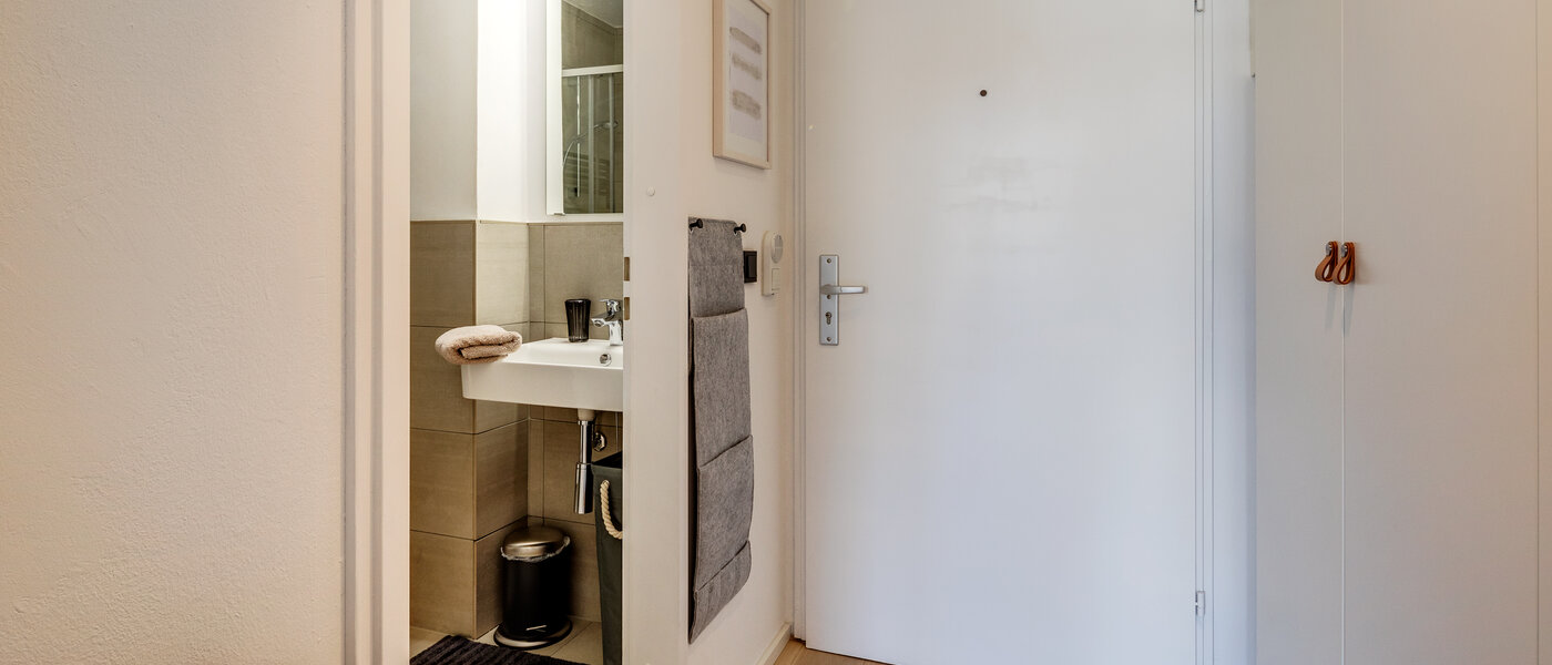 квартира München Obermenzing 02 коридор 10924