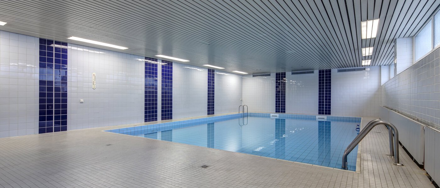 квартира München Westpark 01 бассейн 10928