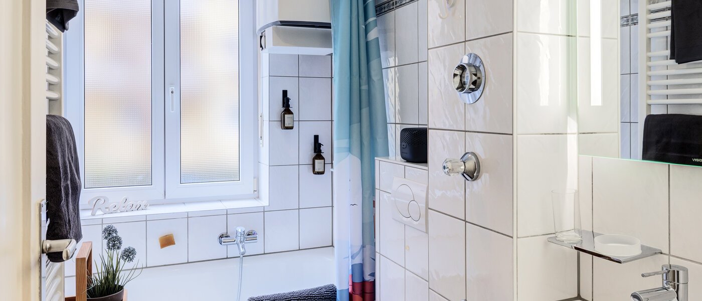 квартира München Schwabing-West (rund um den Hohenzollernplatz) 02 ванная комната 10929