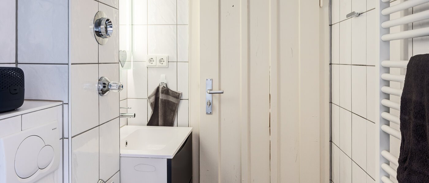 квартира München Schwabing-West (rund um den Hohenzollernplatz) 04 ванная комната 10929