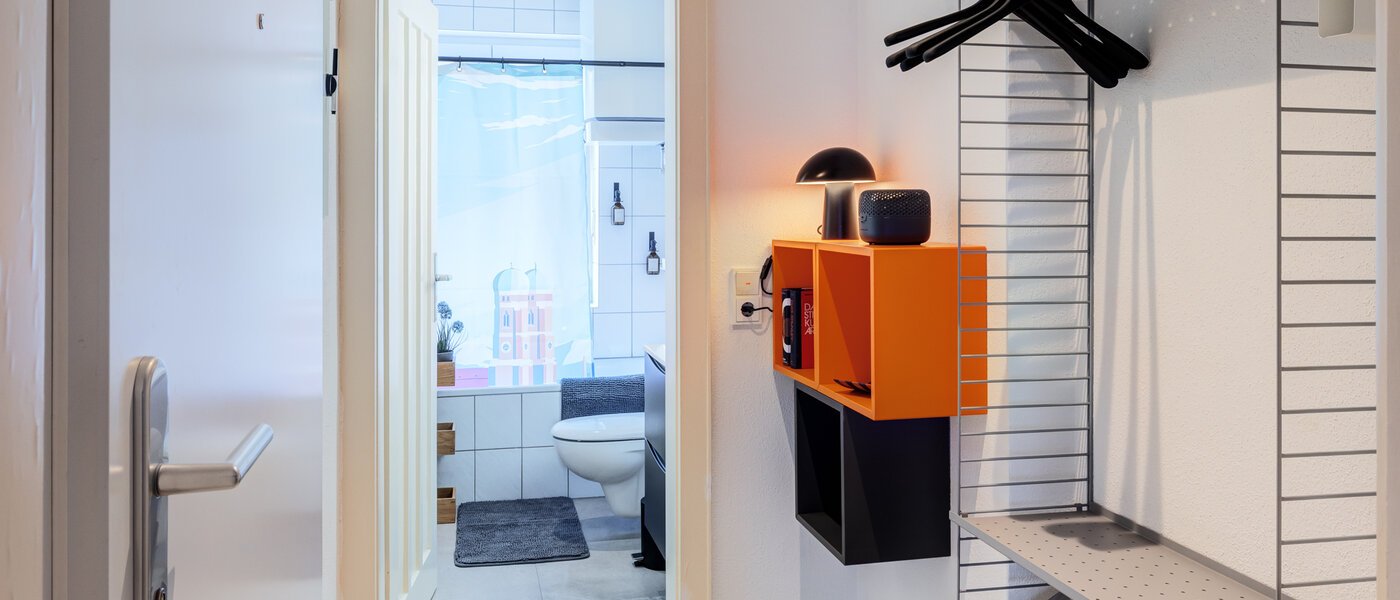 квартира München Schwabing-West (rund um den Hohenzollernplatz) 01 коридор 10929