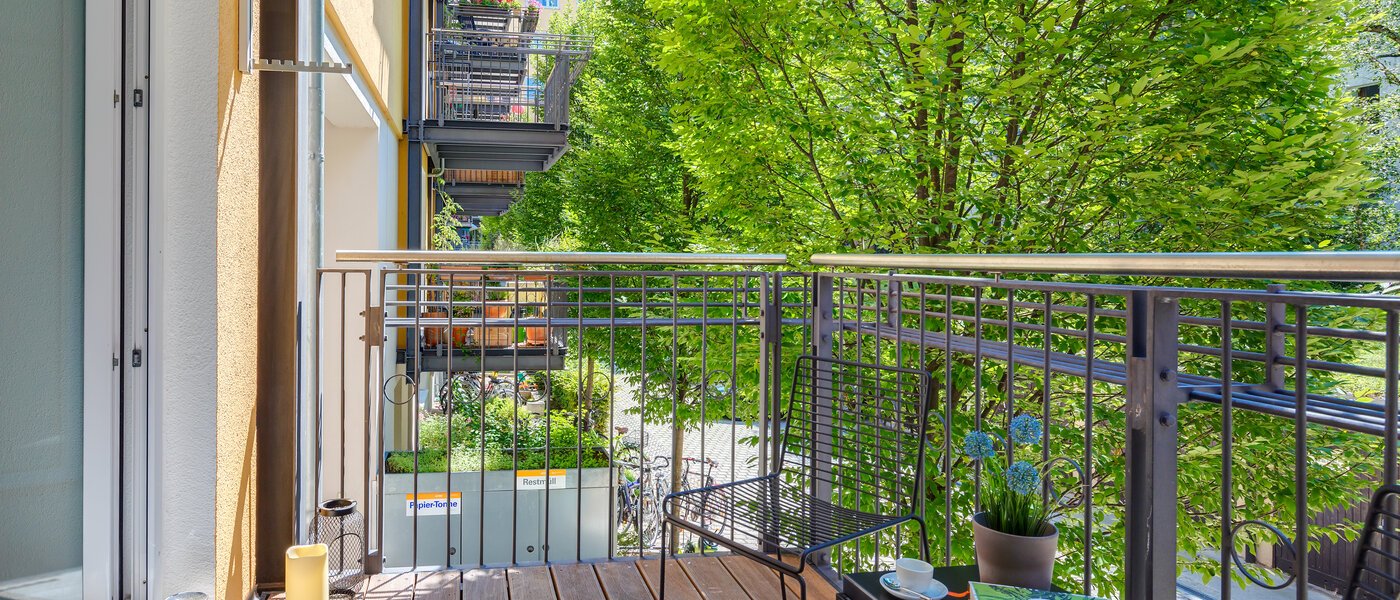 квартира München Schwabing-West (rund um den Hohenzollernplatz) 02 балкон 10929