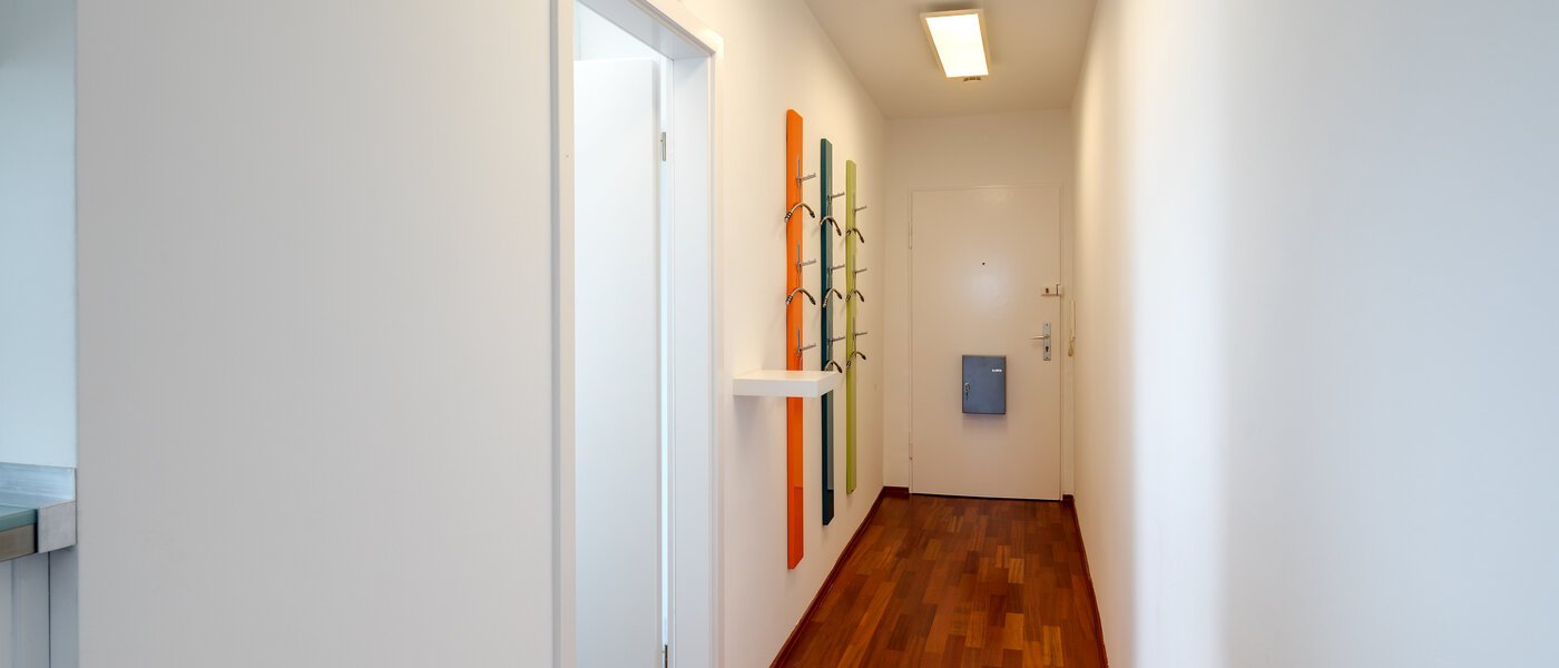 квартира München Parkstadt Bogenhausen 01 коридор 10945