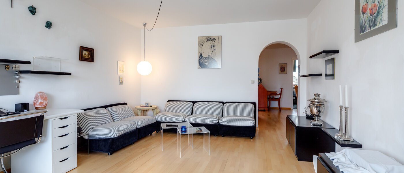 квартира München Johanneskirchen 01 гостиная 10948