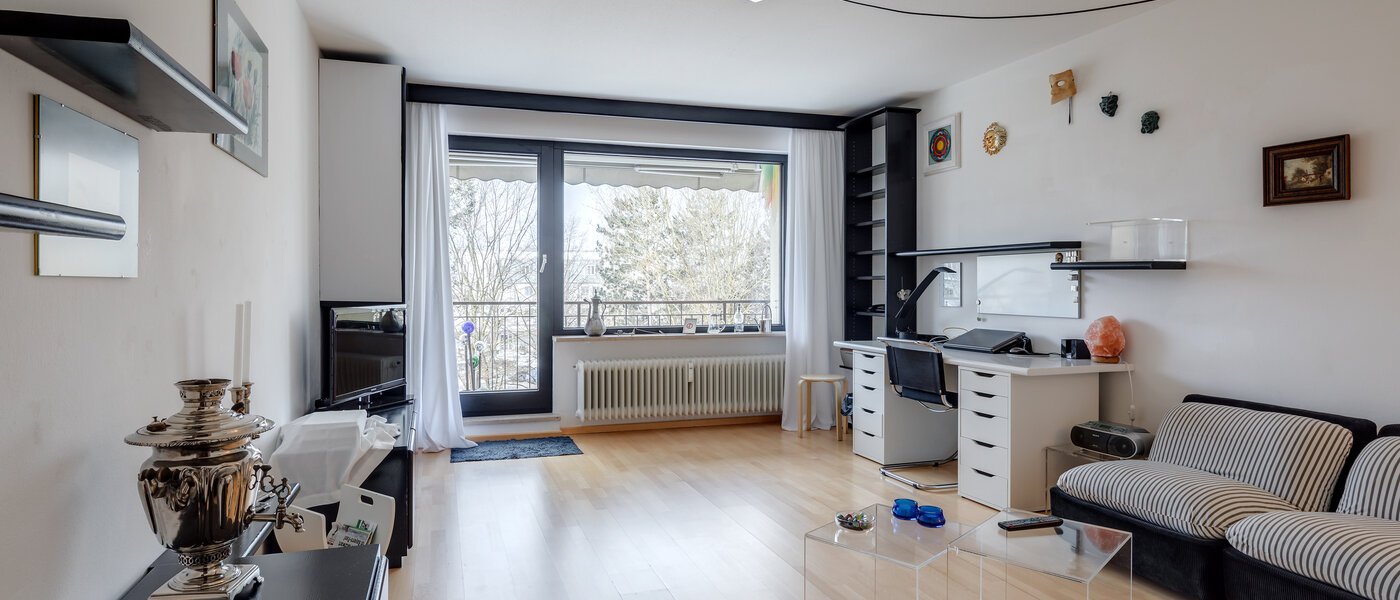 квартира München Johanneskirchen 02 гостиная 10948