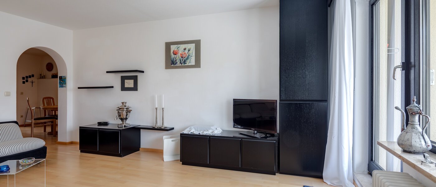 квартира München Johanneskirchen 04 гостиная 10948