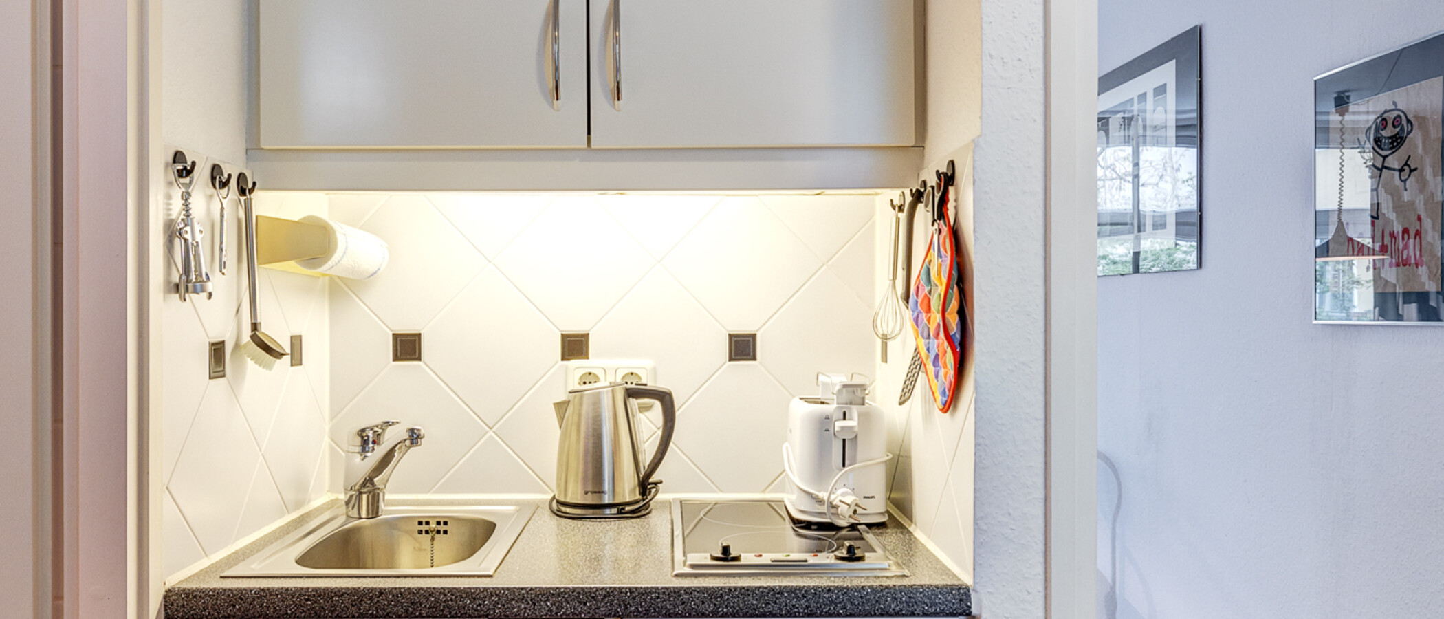 квартира München Schwabing (links der Leopoldstraße) 01 кухня 1095