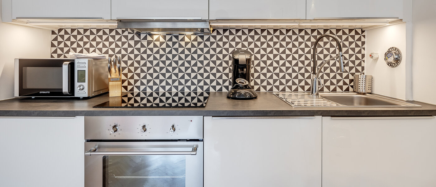 квартира München Maxvorstadt - Universitätsviertel 02 кухня 10955