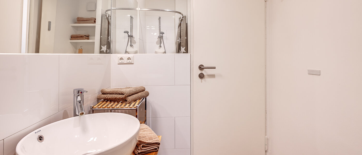 квартира München Maxvorstadt - Universitätsviertel 03 ванная комната 10955