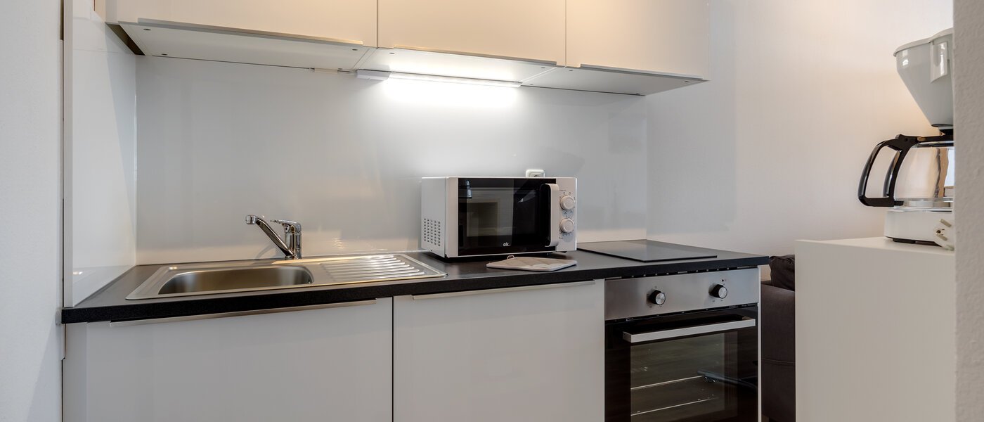 квартира München Schwabing-West 01 кухня 10978