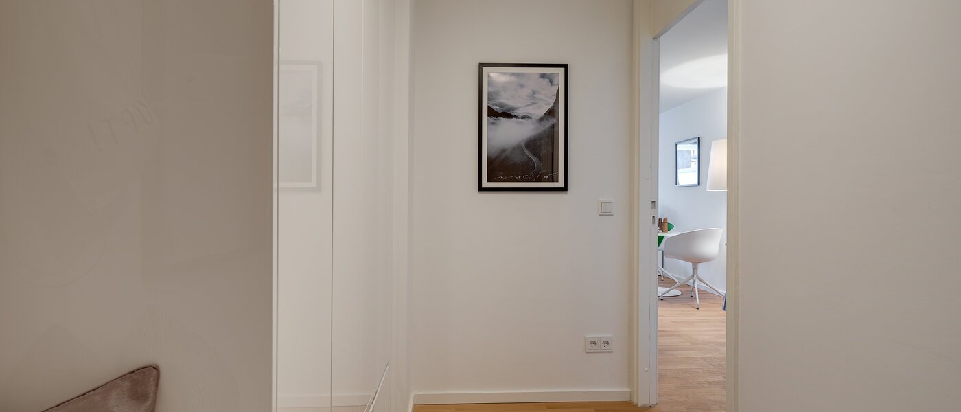 квартира München Maxvorstadt - Amalienpassage 03 коридор 10996