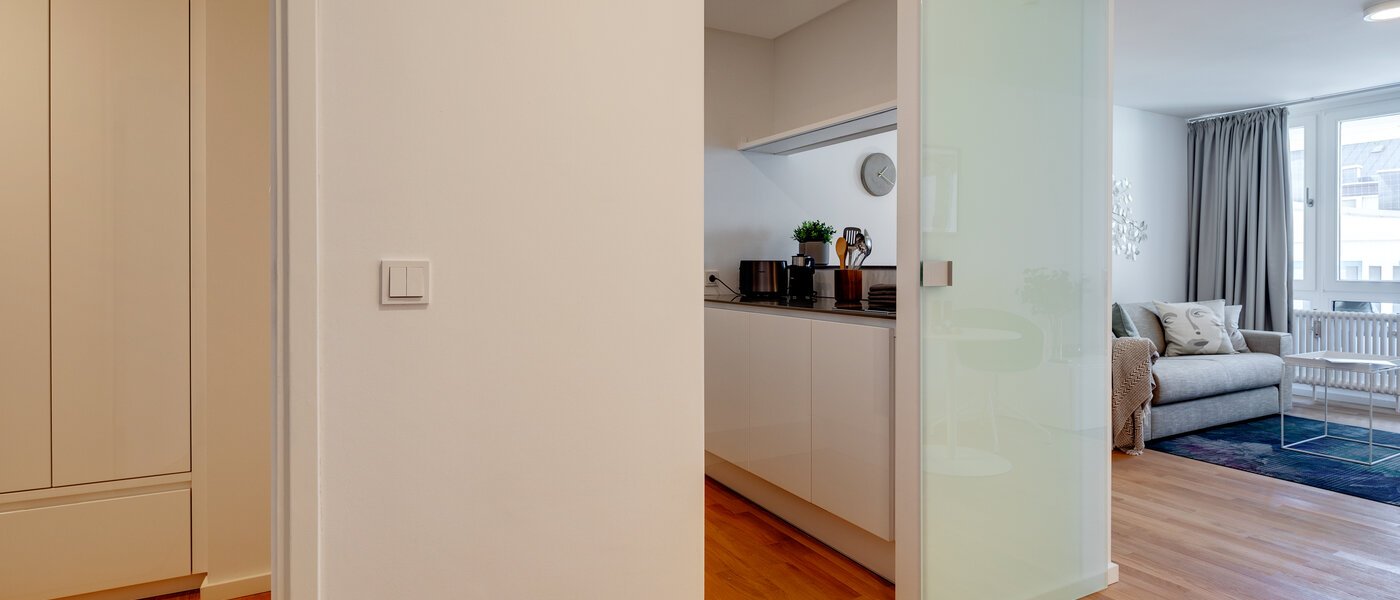 квартира München Maxvorstadt - Amalienpassage 04 коридор 10996