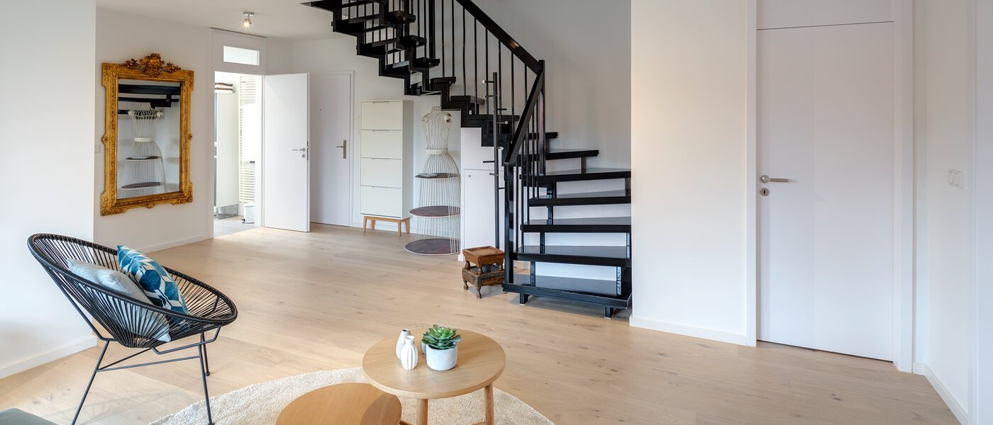 двухэтажная квартира München Oberföhring 04 прихожая 10997