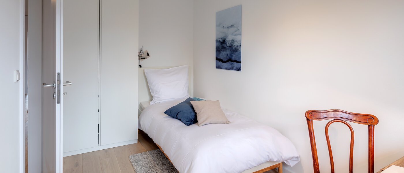 двухэтажная квартира München Oberföhring 01 3-я спальная комната 10997