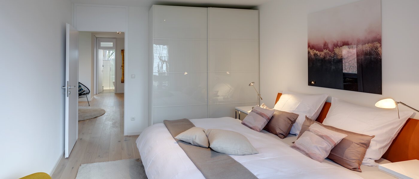 двухэтажная квартира München Oberföhring 04 спальная комната 10997