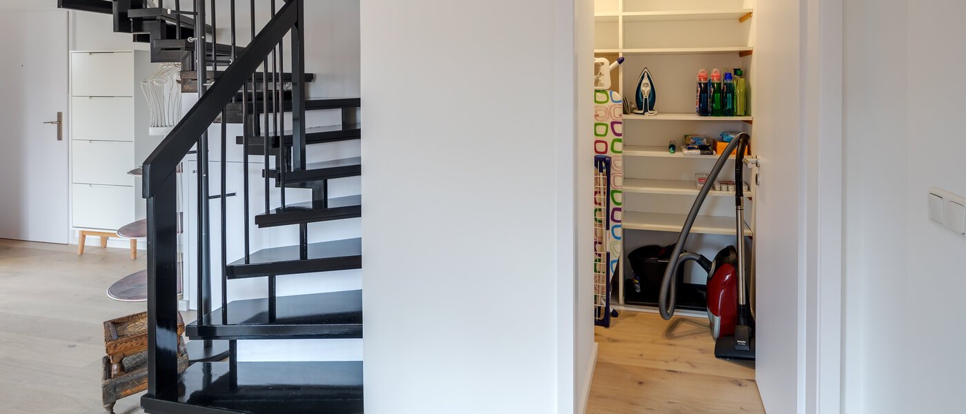 двухэтажная квартира München Oberföhring 01 кладовая 10997