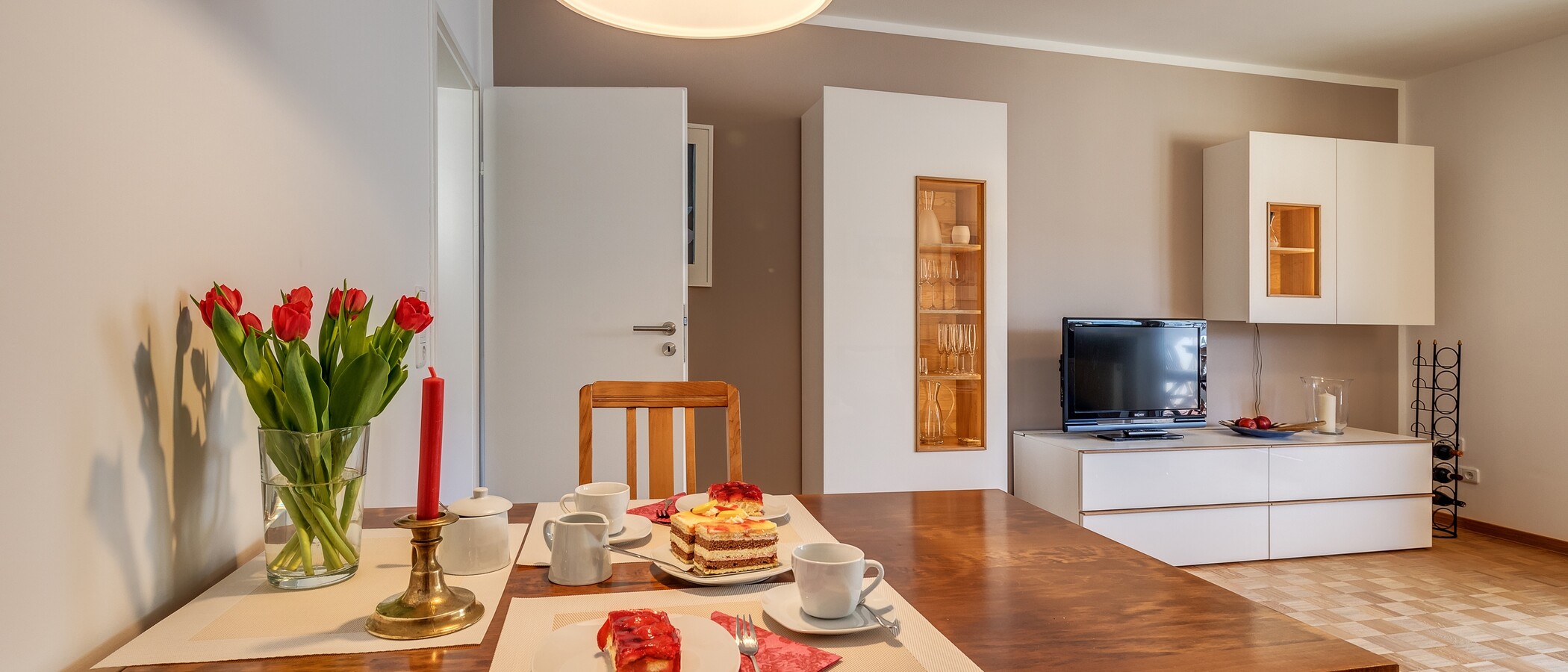 квартира München Neuhausen 03 гостиная 11009