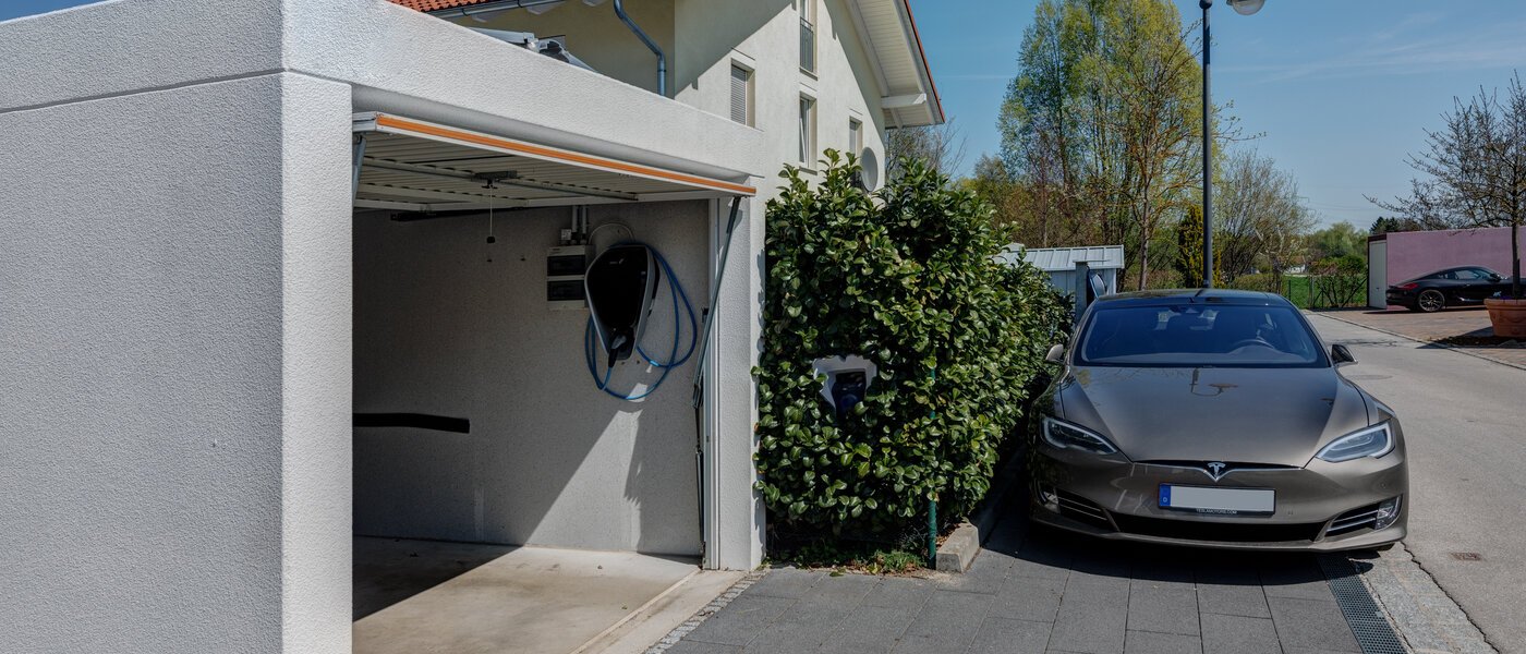 Половина двухквартирного жилого дома Gröbenzell 03 специальное помещение 11015