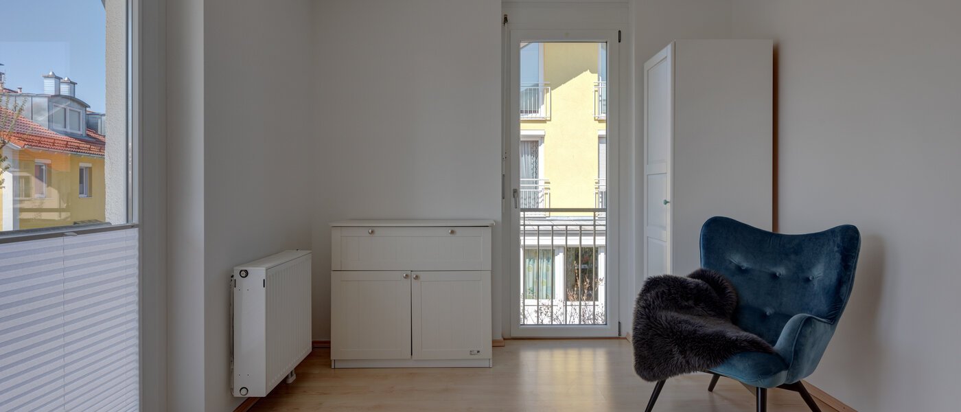 Половина двухквартирного жилого дома Gröbenzell 01 3-я спальная комната 11015