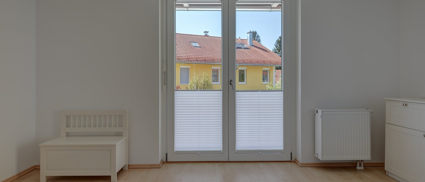 Половина двухквартирного жилого дома Gröbenzell 02 3-я спальная комната 11015